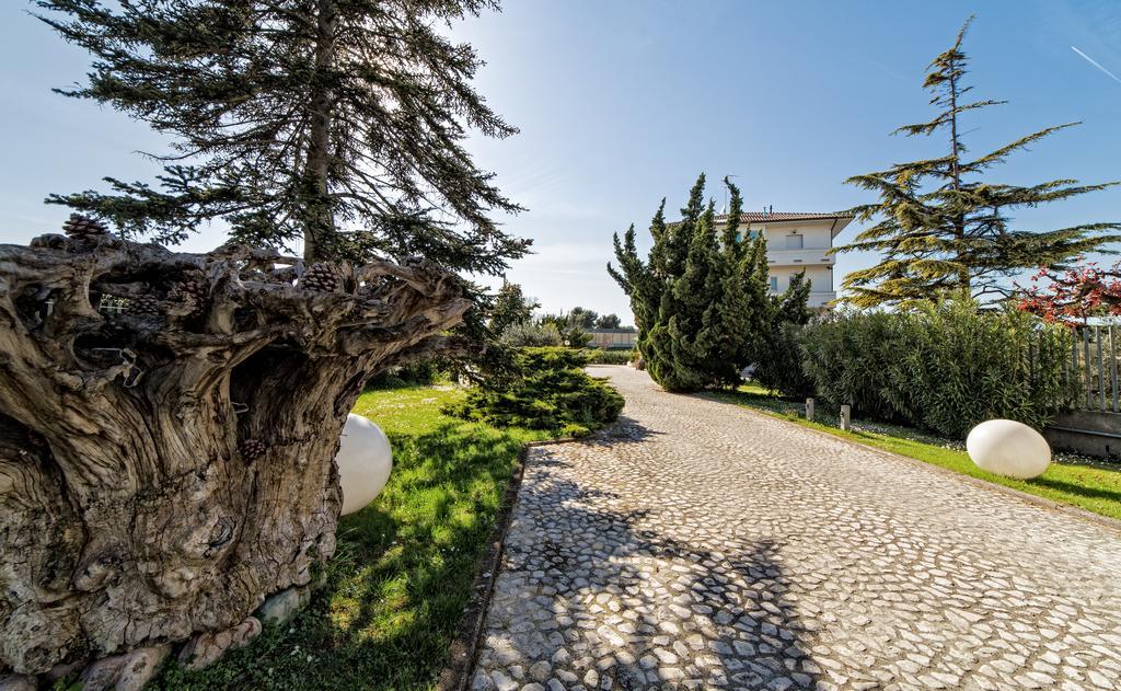 Hotel Country House La Radice Civitanova Marche Εξωτερικό φωτογραφία