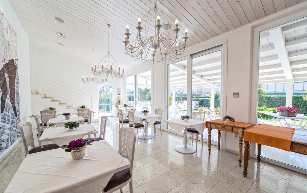 Hotel Country House La Radice Civitanova Marche Εξωτερικό φωτογραφία